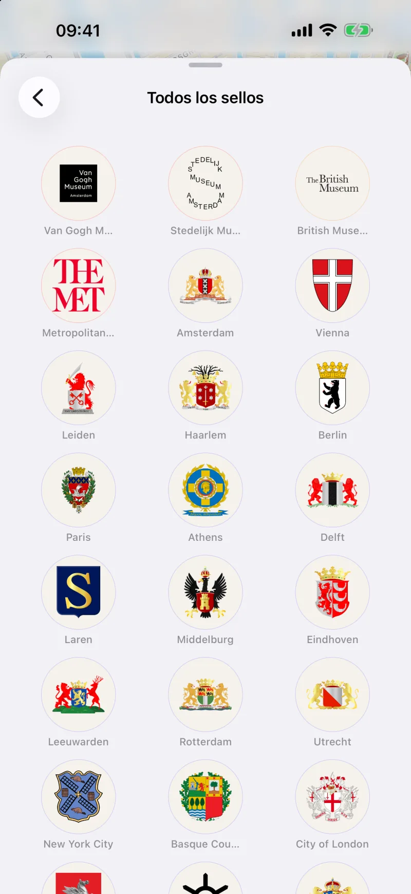 Una página de sellos en Cultra: logotipos de museos y escudos de ciudades